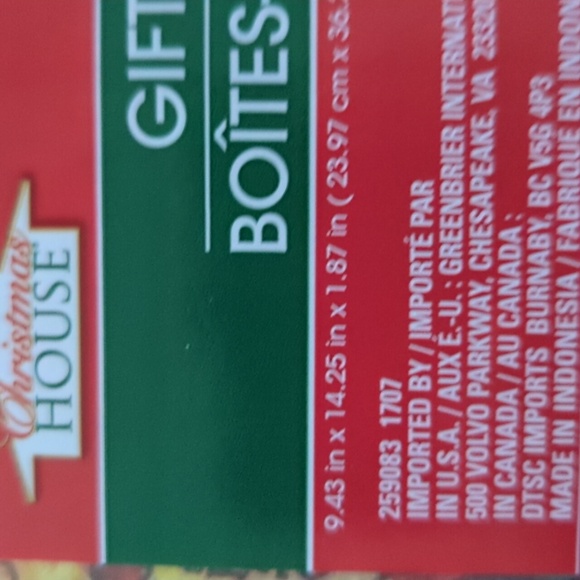 15 Assorted Christmas Gift Boxes 14.25x9.43x1.87 in - New Holiday Bundle - Picture 7 of 9